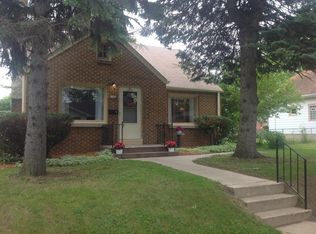 2366 S 73rd St, West Allis, WI 53219