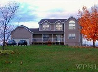 154 Gold Rd, Poughquag, NY 12570