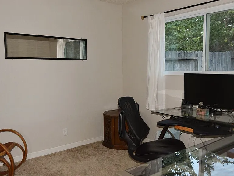 2748 Ganges Pl — Photo 8
