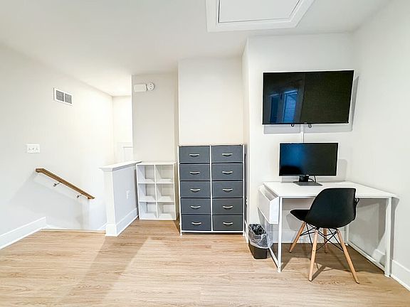 2nd image of 2307 Liberty Loop Room 5