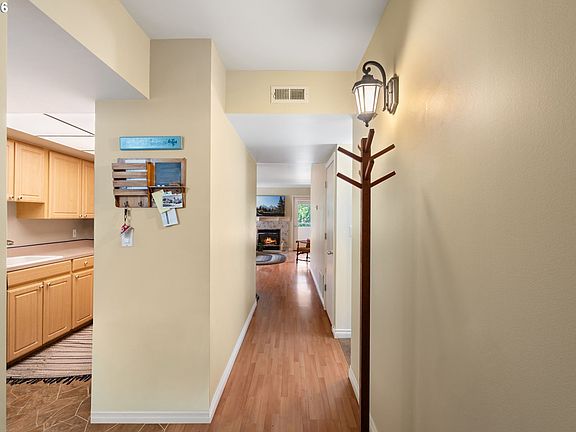 5th image of 6605 W Burnside St #131