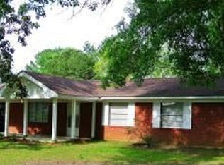 12 Kennon Ave, Laurel, MS 39443