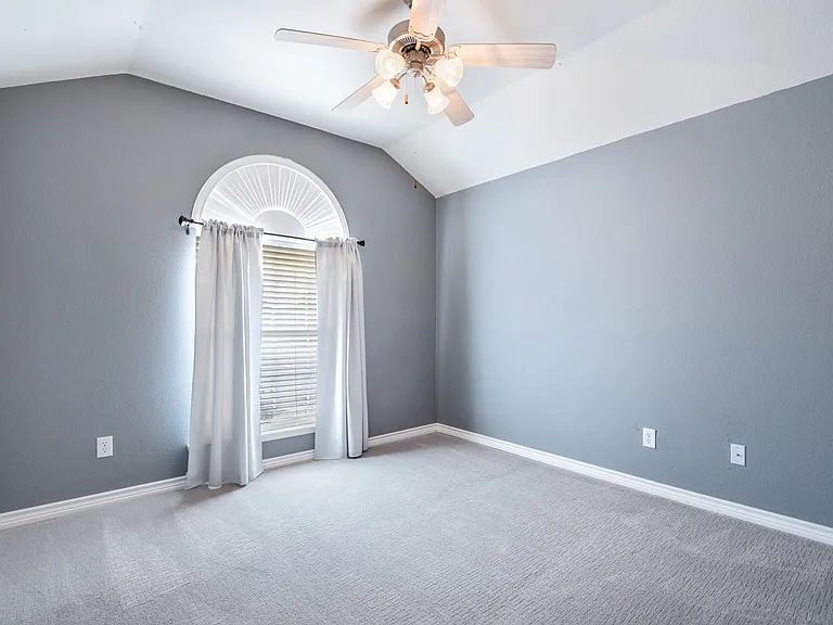 14536 Crystal Lake Dr — Photo 17