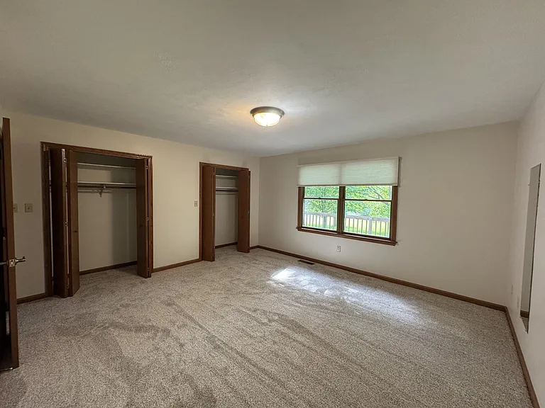 1025 W Hoppus Rd — Photo 10