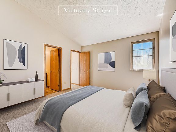 4th image of 2322 Minerva Ave