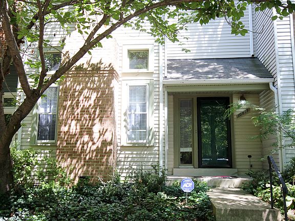 3rd image of 10819 Littleford Ln