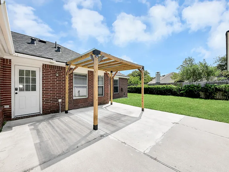 20418 Port Bishop Ln — Photo 43