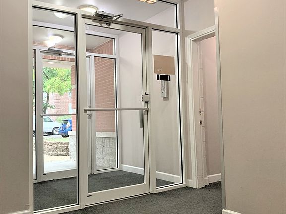 5th image of 2217 W Farwell Ave APT 3D