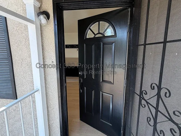 1214 E Cartagena St — Photo 5