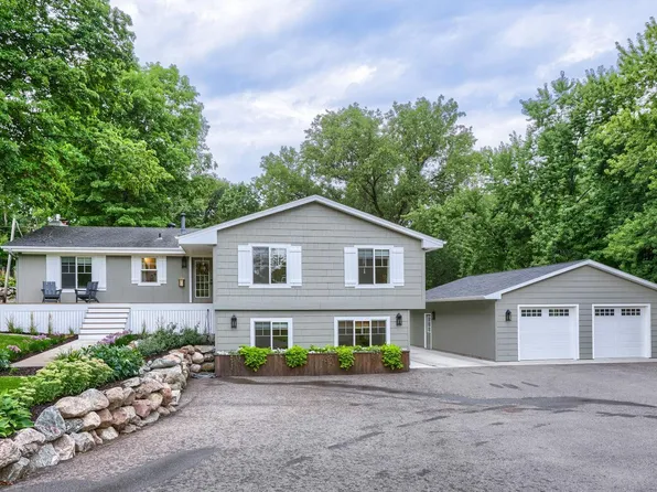 8605 Maple Grove Pkwy N, Maple Grove, MN 55311