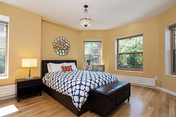 Sold by Corcoran | media 23