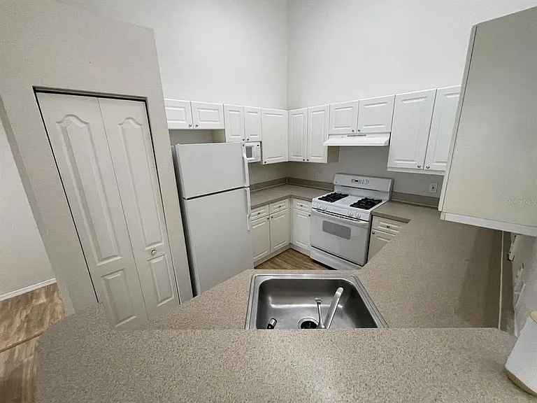 3313 S Kirkman Rd #220 — Photo 11