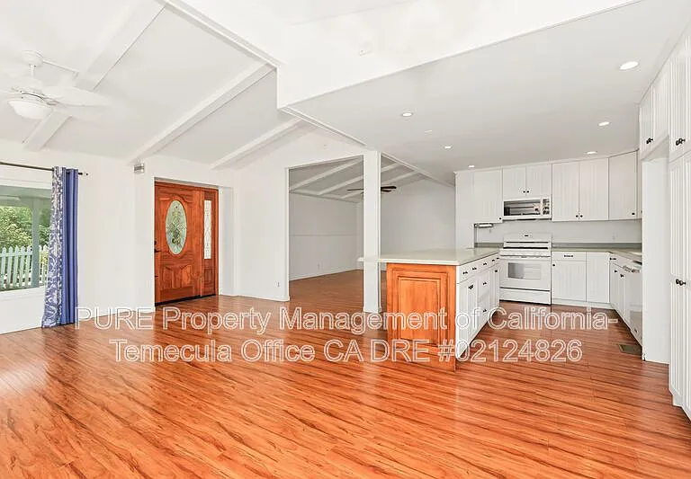 33426 Windmill Rd — Photo 4