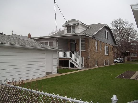 4th image of 5747 W Ainslie St