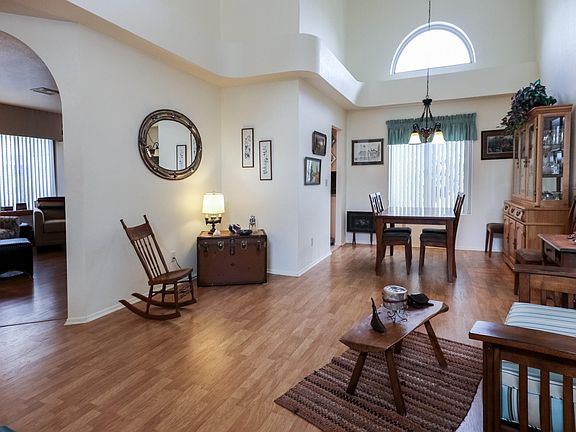 2nd image of 1371 N Culpepper Ave