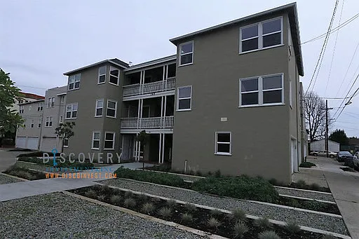Belleview Dr. 185