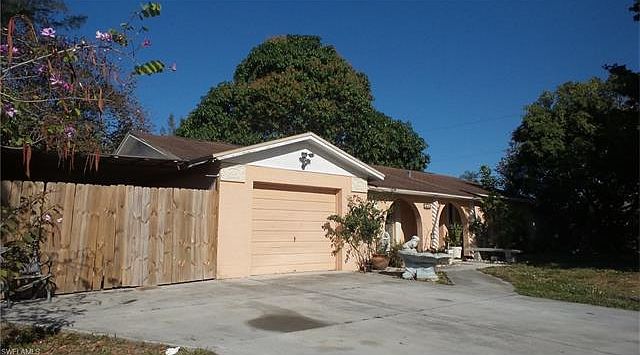 2nd image of 3135 45th St SW