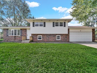 1525 W 74th Pl, Merrillville, IN, 46410