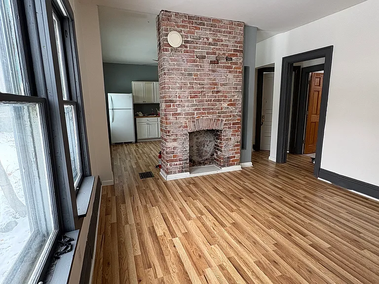 13 Helen St #1 — Photo 1