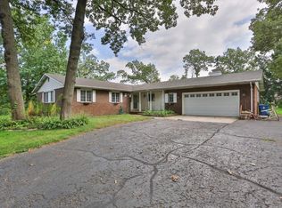 6634 Victoria Ct, Demotte, IN 46310