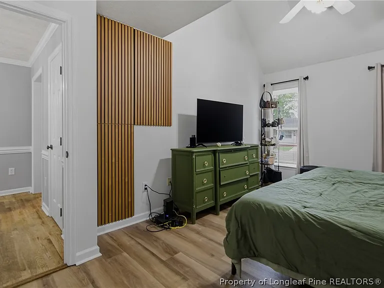 2130 Hull Rd — Photo 25