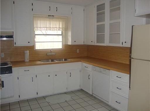 4th image of 434 Dolphin Pl
