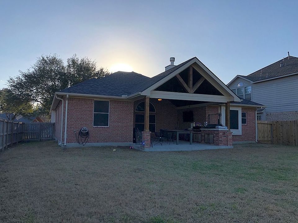 1st image of 7802 Pickford Knolls Ct