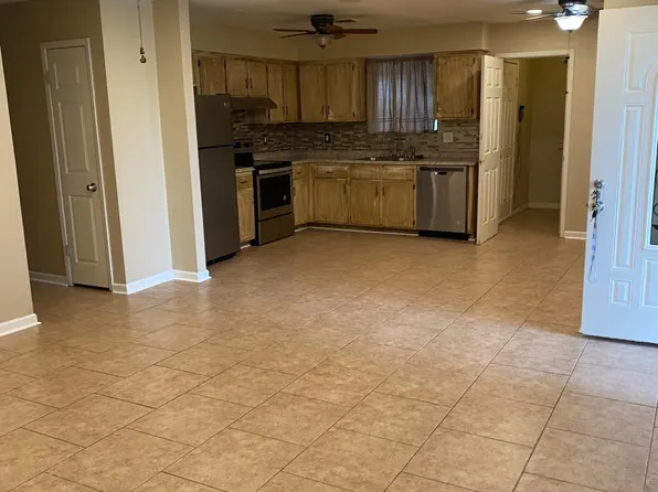 1377 W 10th St, Yuma, AZ 85364