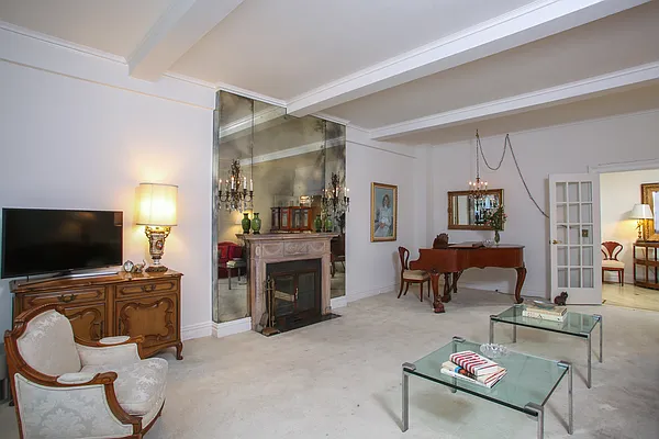 Sold by MEIER | media 18