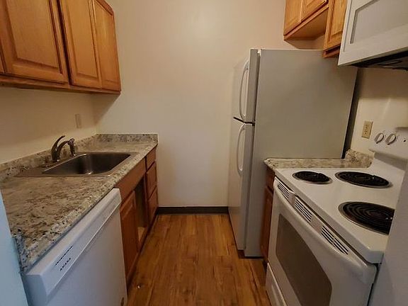 2nd image of 207 Mathews St APT 11