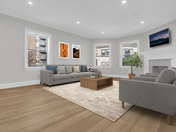 1396 Beacon St #3, Brookline, MA 02446