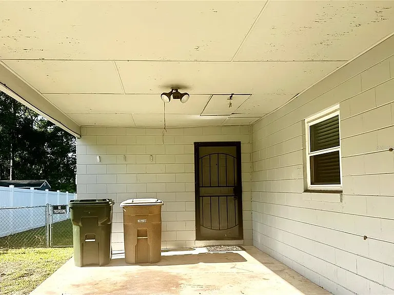 3020 SE 11th St — Photo 5