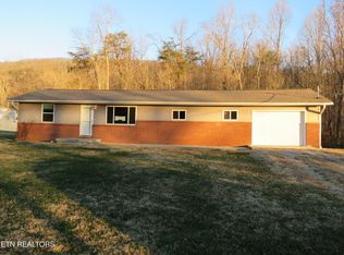 218 Lee Vlg, Harriman, TN 37748