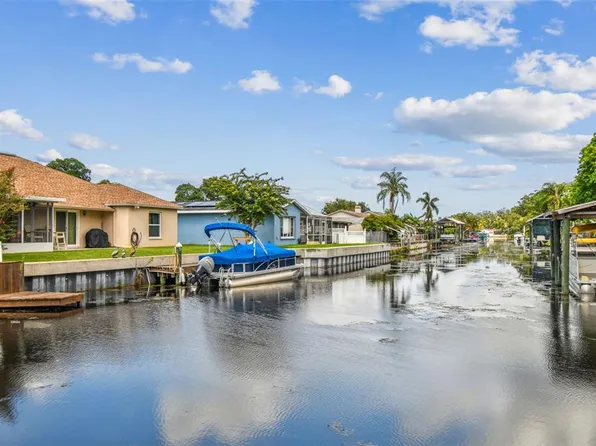 281 Maple Ave, Palm Harbor, FL 34684