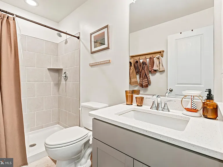 7353 Mountaineer Dr — Photo 34