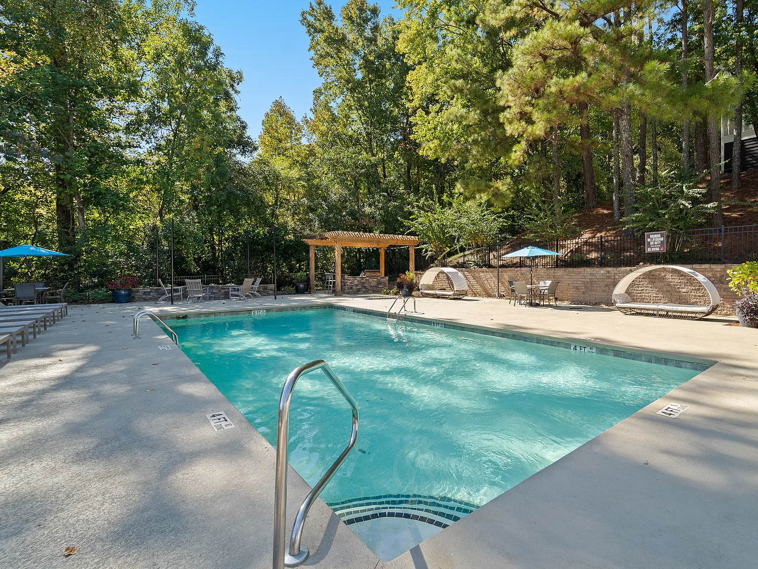 Rise at Signal Mountain Apartments — Photo 2