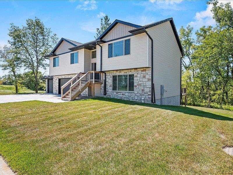 836 Old Mill Ln, Solon, IA 52333 Zillow