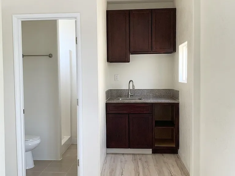 915 Alta St — Photo 6