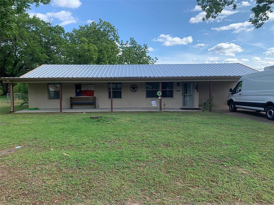 1st image of 221 Nuss Dr