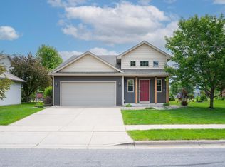 3138 Olympus Dr NE, Sauk Rapids, MN 56379