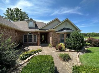 599 S Main St, Cave Springs, AR 72718