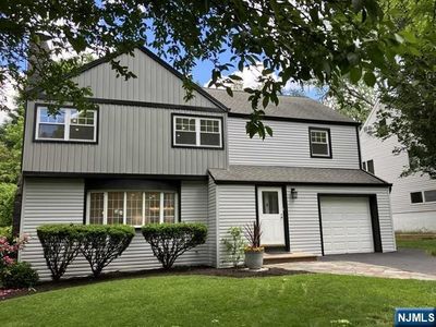 701 Sunderland Road, Teaneck, NJ, 07666