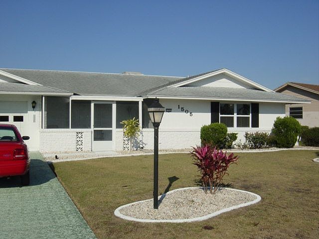 1st image of 1505 N Lake Dr