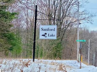 Lakewood Circle Dr, Lake Ann, MI 49650