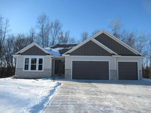 315 White Eagle COURT, Hartford, WI 53027