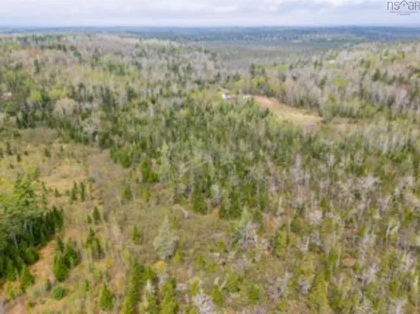 18 Coldstream Rd W, Colchester, NS B0N 2H0