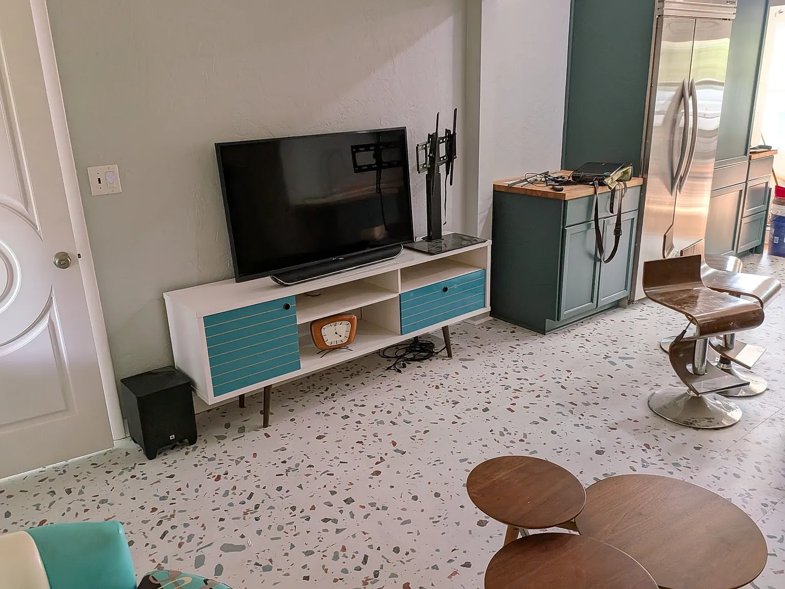 3 bed, 1334 sqft, $3,500 — Photo 3