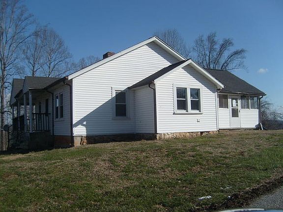 3rd image of 201 Idlewild Dr