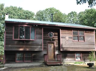 52 Scott Hollow Rd, Coventry, RI 02827