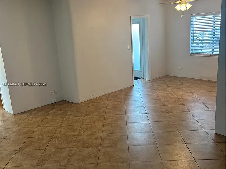 719 NE 16th Ave #719B — Photo 40